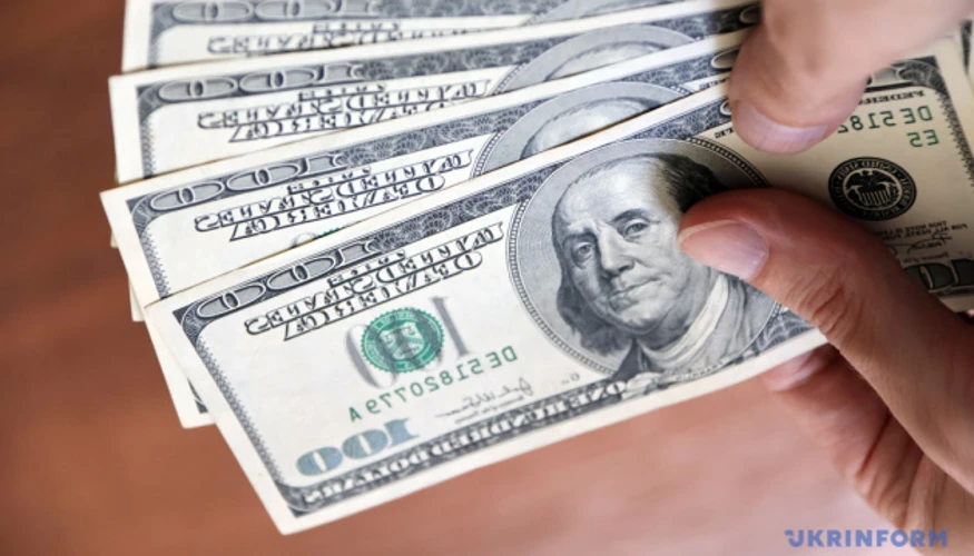 Курс долара 44,60 грн та євро 51,44 грн: що пропонують банки й обмінники 17 вересня