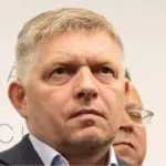 Прем'єр-міністр Словаччини Роберт Фіцо під час заяви для преси